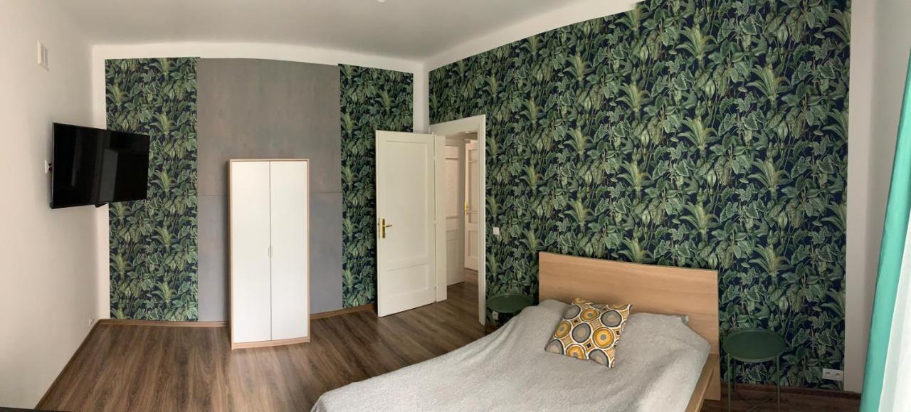 Apartament Rowna 12 Kielce Buitenkant foto